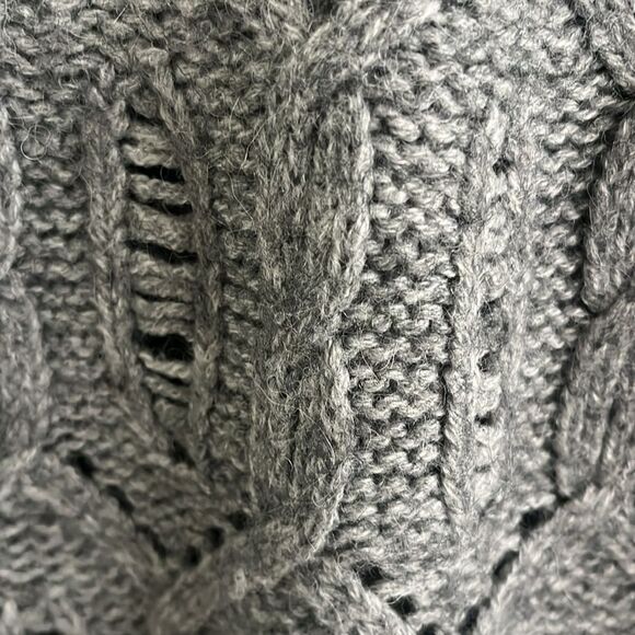 EUC 360 Sweater Salem merino wool Alpaca blend Gray Sweater Sz Med - Picture 7 of 11